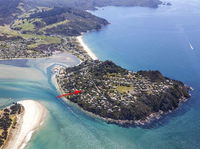 Ultimate Ocean Beach - Tairua Holiday Home