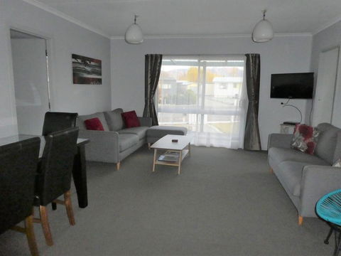 Understated On Hunter - Accommodation New Zealand 0