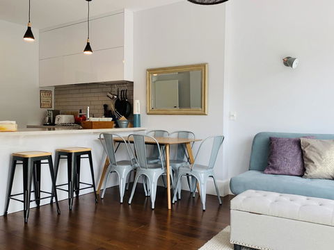 Uptown City Haven - Accommodation New Zealand 3