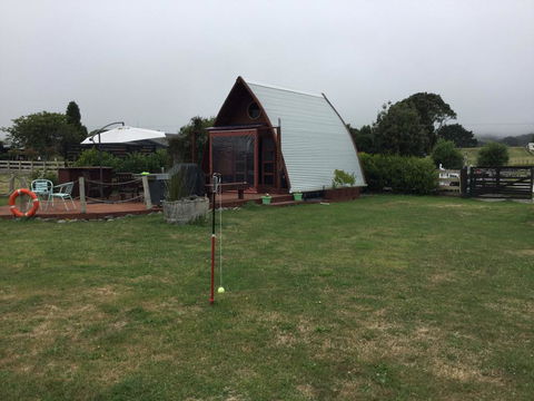 Urenui Boat Bach - Accommodation New Zealand 2