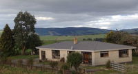 Valleyview Farm Stay/Horse Trekking