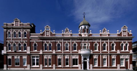 Victoria Railway Hotel - Accommodation New Zealand 0