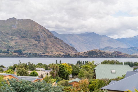 Views, Space, Comfort, The Perfect Holiday Treat - Accommodation New Zealand 2