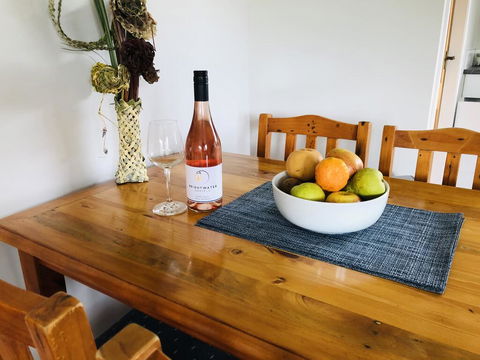 Vine View Country Guesthouse - Accommodation New Zealand 0