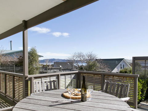 Vista Haven - Taupo Holiday Home - Accommodation New Zealand 0