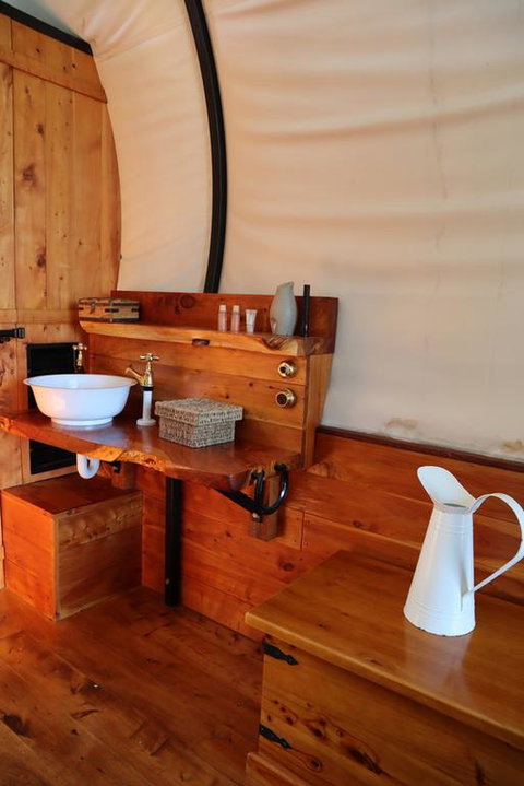 Wagon Stay At French Farm - Accommodation New Zealand 3