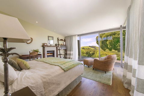Waiheke Luxury Blue And Green Rooms - Accommodation New Zealand 1