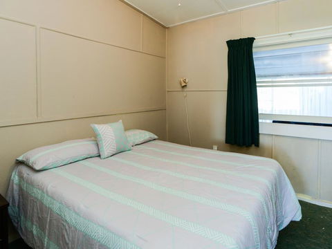 Waipuka - Ocean Beach Holiday Home - Accommodation New Zealand 1