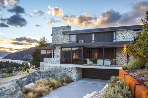Wakatipu Heights - Accommodation New Zealand 0