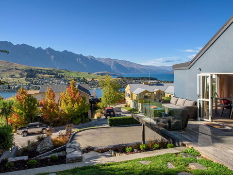 Wakatipu Views - Queenstown Holiday Home - Accommodation New Zealand 3