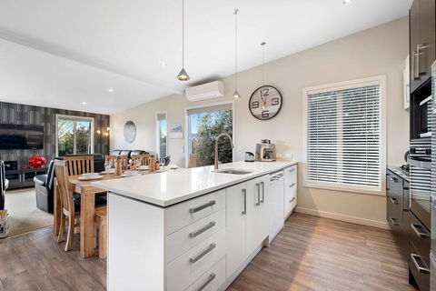 Wanaka Haven - Wanaka Holiday Home - Accommodation New Zealand 2