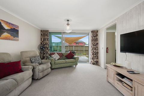 Wapiti - Turangi Holiday Home - Accommodation New Zealand 3