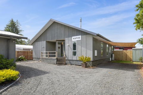 Wapiti - Turangi Holiday Home - Accommodation New Zealand 0
