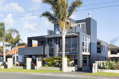 Waterfront Boutique Accommodation - Accommodation New Zealand 2