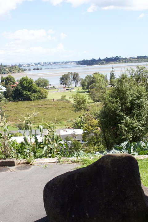 Welcome To Welcome Bay - Accommodation New Zealand 3