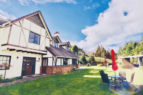 Westminster Holiday Home - Accommodation New Zealand 1