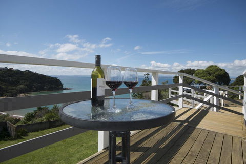 What A View View - Whatuwhiwhi Holiday Home - Accommodation New Zealand 1