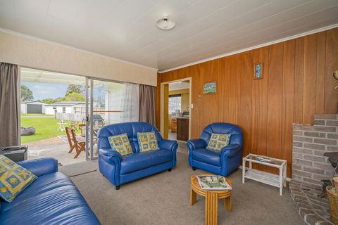 Whiritoa Hilton - Whiritoa Holiday Home - Accommodation New Zealand 1