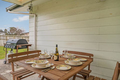 Whiritoa Hilton - Whiritoa Holiday Home - Accommodation New Zealand 2