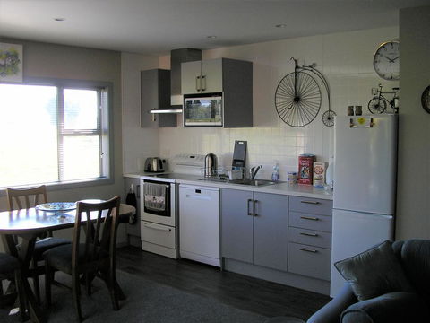 Willowbank Farm Cottage - Accommodation New Zealand 3