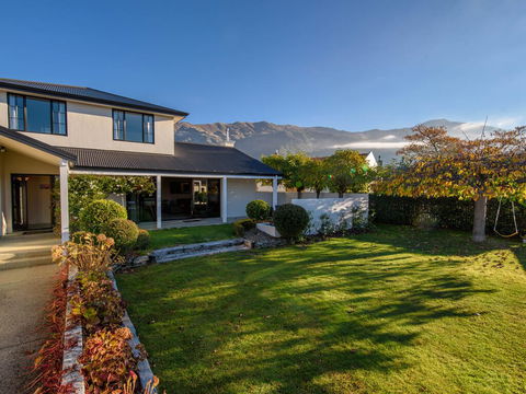 Willowridge Escape - Wanaka Holiday Home - Accommodation New Zealand 0