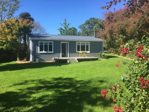 Woodbury Cottage - Accommodation New Zealand 0
