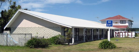 Marine Reserved Apartments - Accommodation New Zealand 5