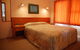 Manhattan Lodge Motel - thumb 1