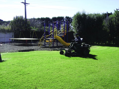 Te Kaha Holiday Park, Motel & Cafe - Accommodation New Zealand 2