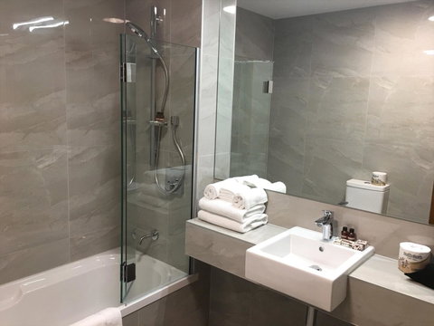The Victoria Hotel - Accommodation New Zealand 5
