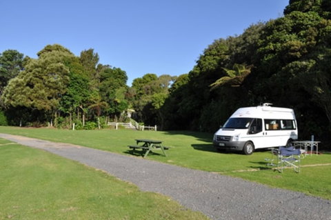 Onaero Bay Holiday Park - Accommodation New Zealand 3