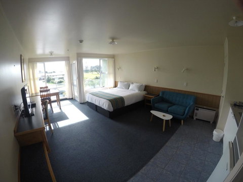 Ruakaka Beachfront Motel - Accommodation New Zealand 13