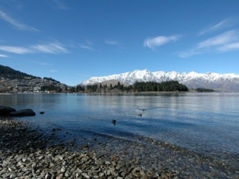 YHA Queenstown Lakefront - Accommodation New Zealand 1