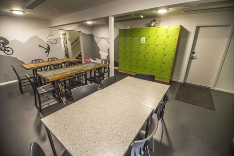 YHA Queenstown Lakefront - Accommodation New Zealand 7