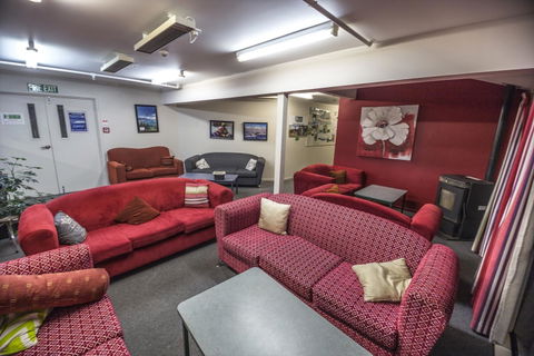 YHA Queenstown Lakefront - Accommodation New Zealand 10