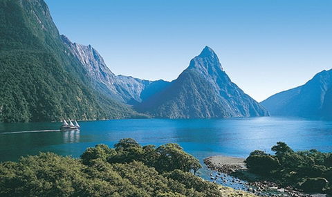 Real Journeys Milford Sound Overnight Cruises - Accommodation New Zealand 11