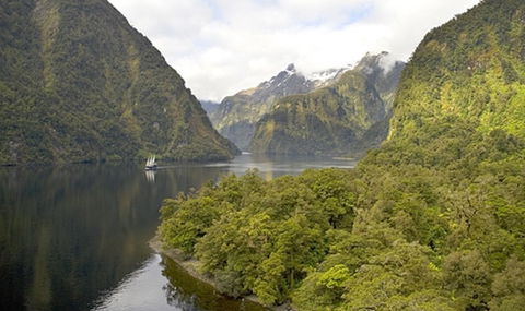 Doubtful Sound Overnight Cruises - Real Journeys - Accommodation New Zealand 1