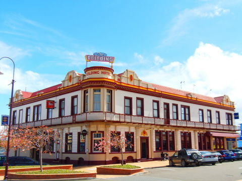 Feilding Hotel - Accommodation New Zealand 2