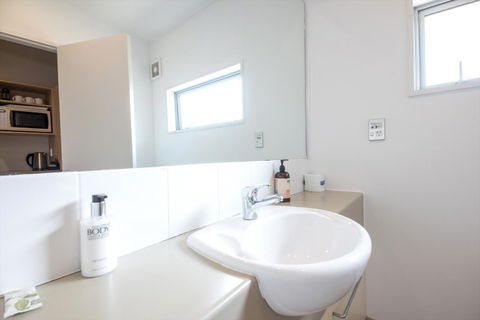 The Westhaven - Accommodation New Zealand 6