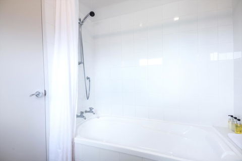 The Westhaven - Accommodation New Zealand 7