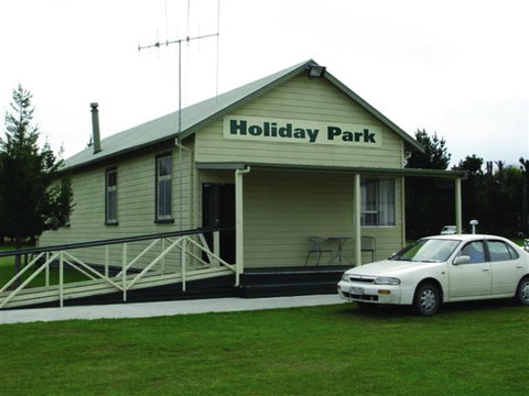 Grumpyâ€™s Geraldine Kiwi Holiday Park And Accommodation - Accommodation New Zealand 4
