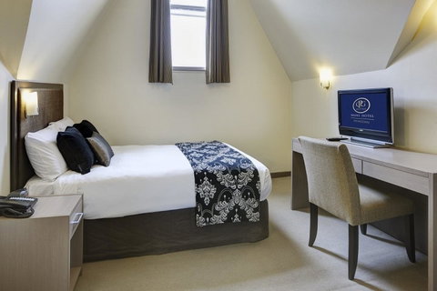 Wains Hotel Dunedin - Accommodation New Zealand 1