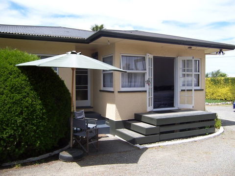Cherry Park B&B - Accommodation New Zealand 0