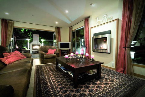 Classic Villa - Accommodation New Zealand 4