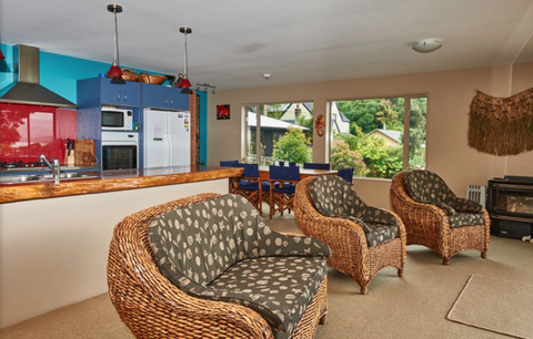 Akaroa On The Beach - Accommodation New Zealand 7