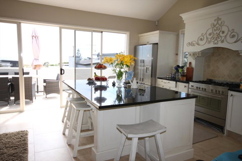 Casa Del Mare Boutique Bed & Breakfast - Accommodation New Zealand 11