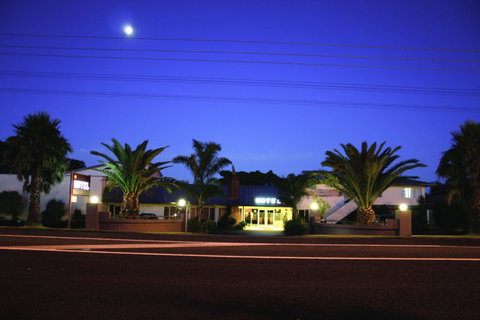 AK West Motel - Accommodation New Zealand 0