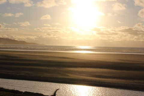 Ahipara Tides Beachfront Accommodation - Accommodation New Zealand 1