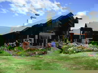 Cathedral Cliffs Gardens and BB