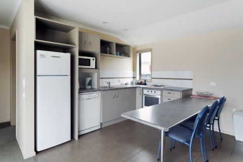 Scenicland Motels - Accommodation New Zealand 0